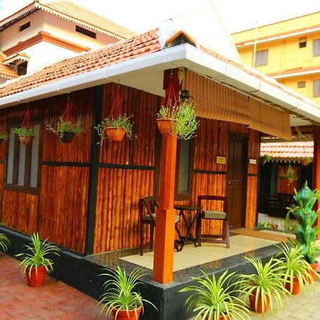 Guruvayur Heritage By Nexstay Exteriör bild